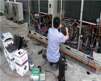 家用空調(diào)顯示ee故障代碼怎么解決?成都中央空調(diào)維修公司告訴你